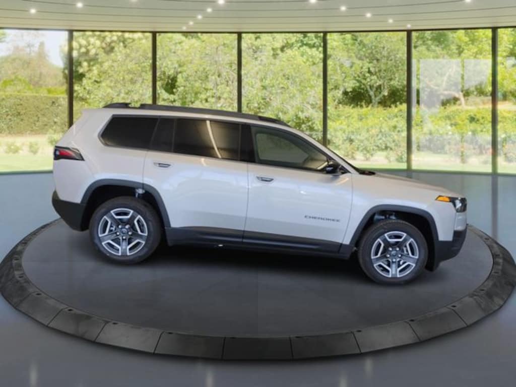 New 2026 Jeep Cherokee Laredo Sport Utility
