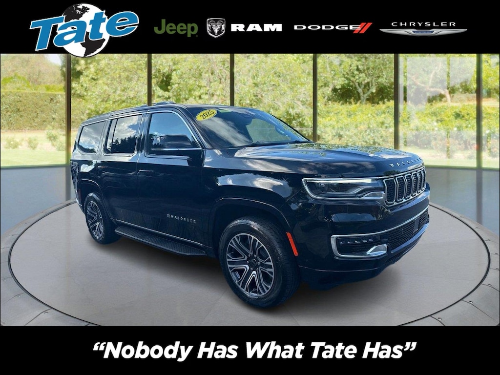 Used 2025 Jeep Wagoneer 4DR 4WD SUV