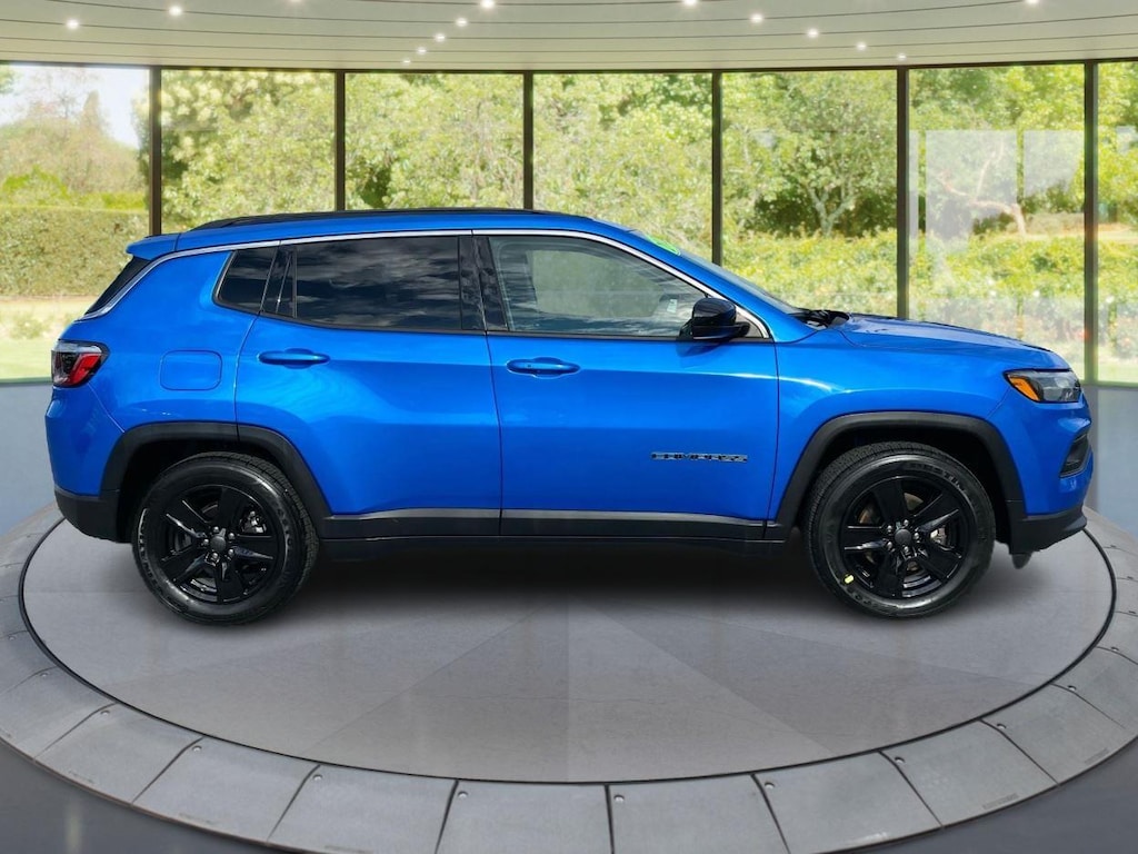 Certified 2022 Jeep Compass Latitude SUV