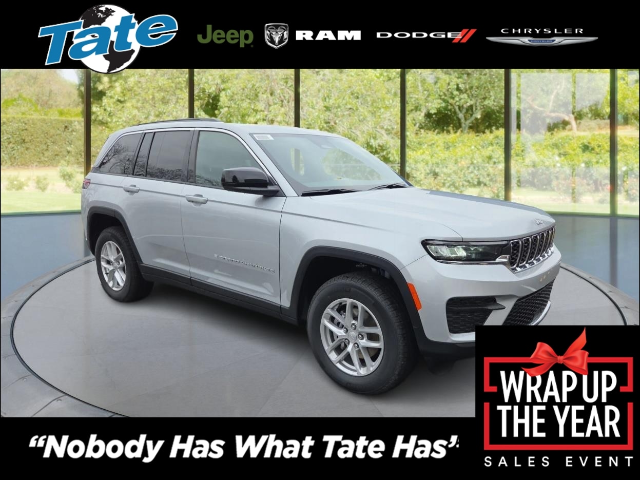 2025 Jeep Grand Cherokee Laredo's photo