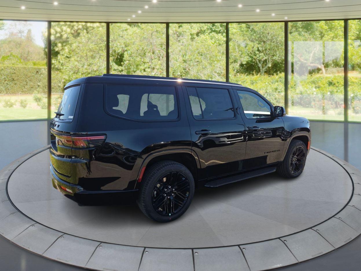 2025 Jeep Wagoneer Carbide photo 3