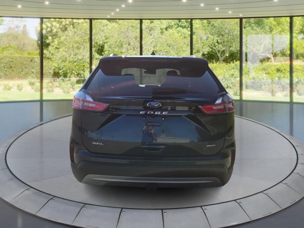 Used 2022 Ford Edge SEL SUV