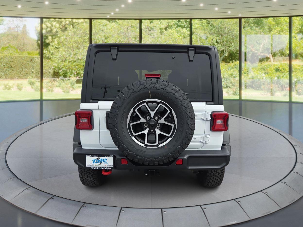 2025 Jeep Wrangler Rubicon photo 4