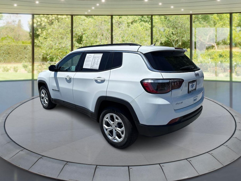 Certified 2024 Jeep Compass Latitude SUV