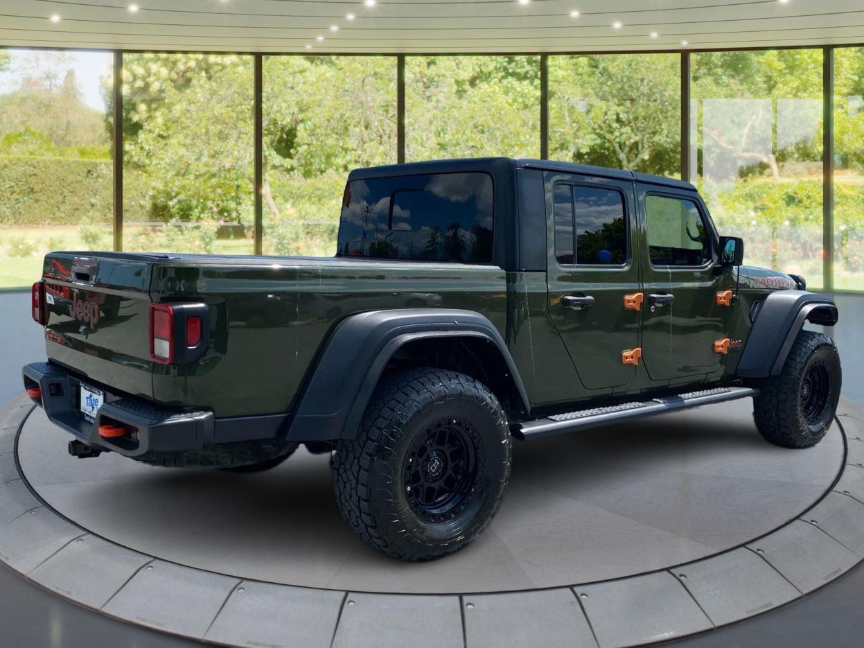 2021 Jeep Gladiator Mojave photo 2
