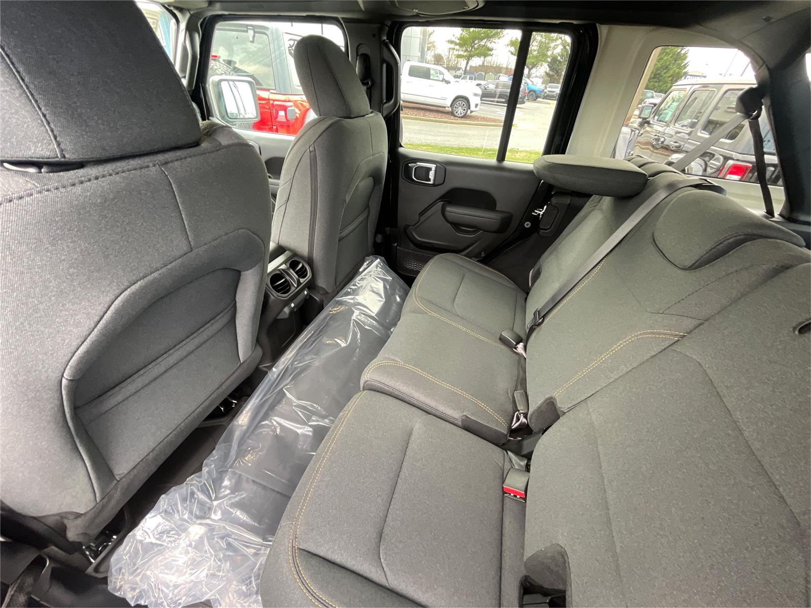 2025 Jeep Wrangler 4-Door Sport S - Photo 10