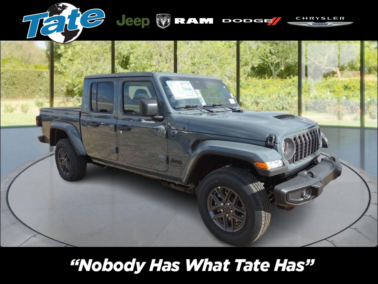 2026 Jeep Gladiator Sport S's photo