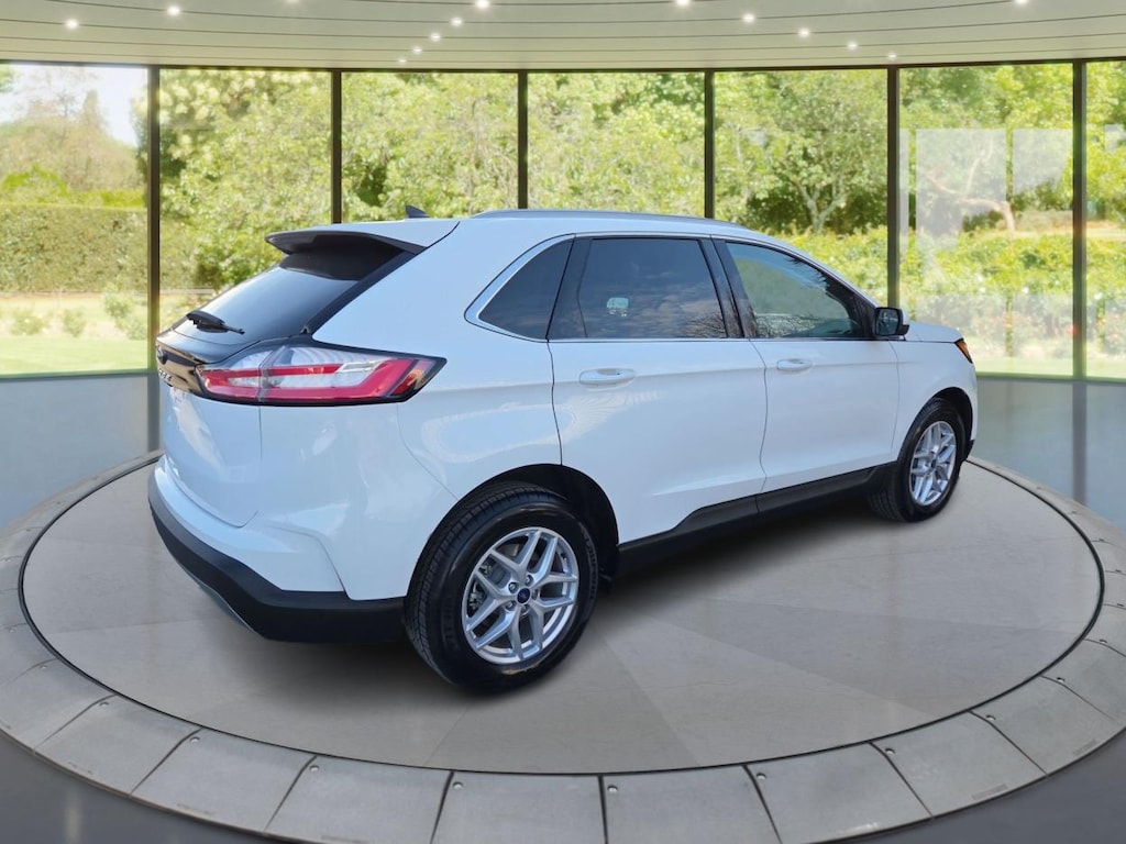 Used 2021 Ford Edge SEL SUV