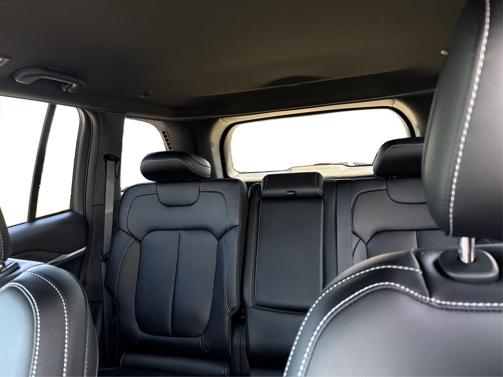 2025 Jeep Grand Cherokee Limited - Photo 13