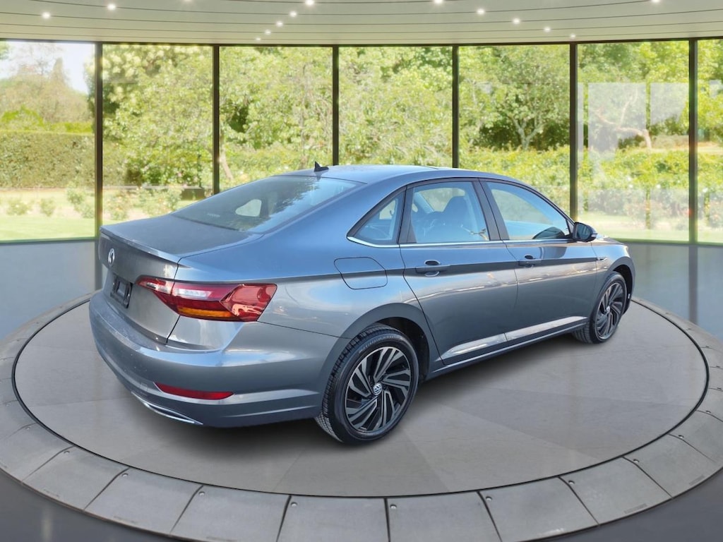 Used 2019 Volkswagen Jetta SEL Premium Sedan