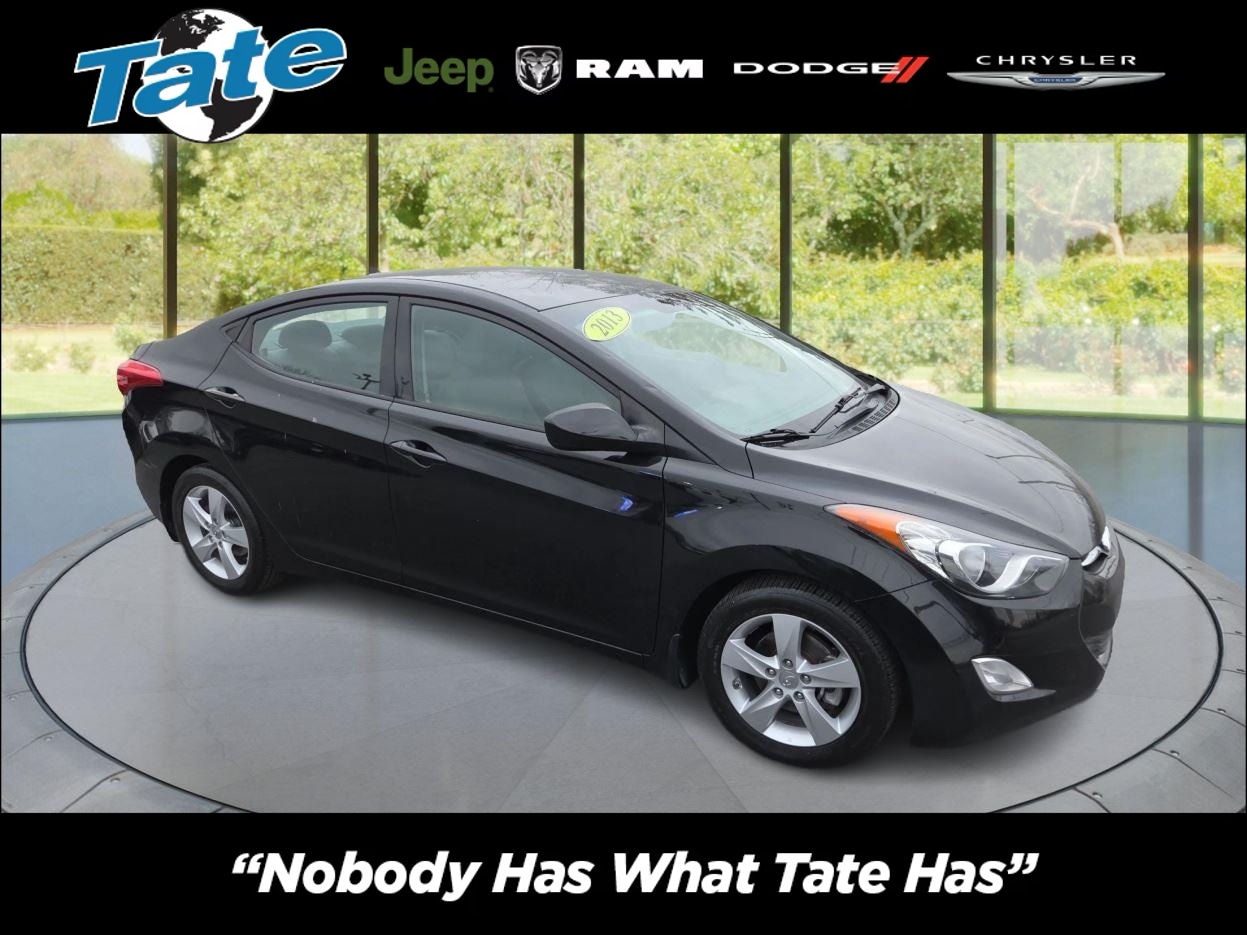 2013 Hyundai Elantra GLS's photo