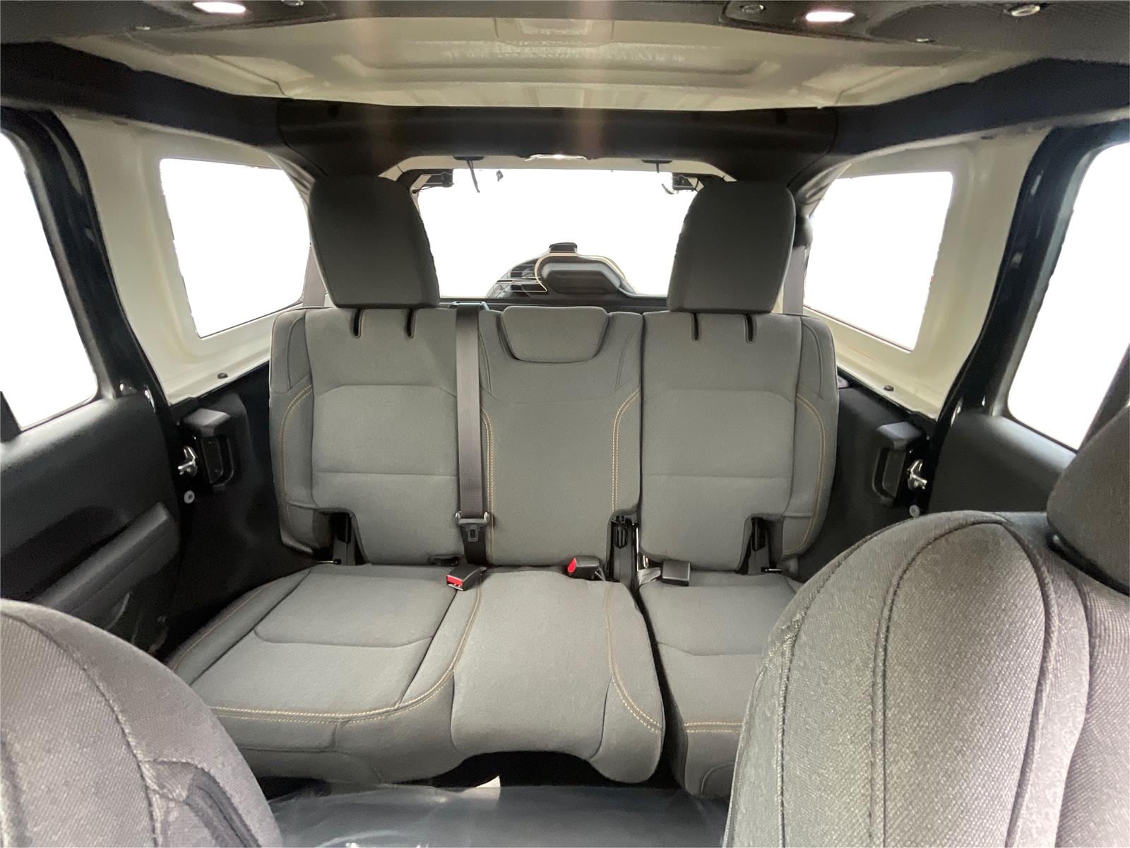 2025 Jeep Wrangler 4-Door Sport S - Photo 15