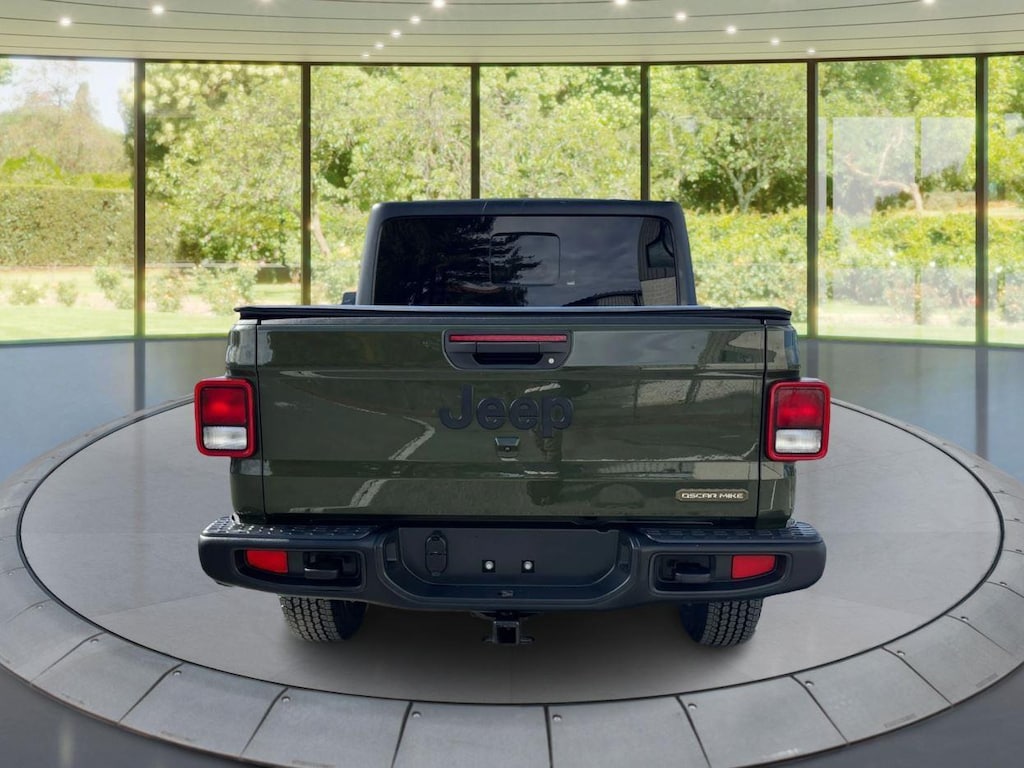 Used 2023 Jeep Gladiator Freedom Truck