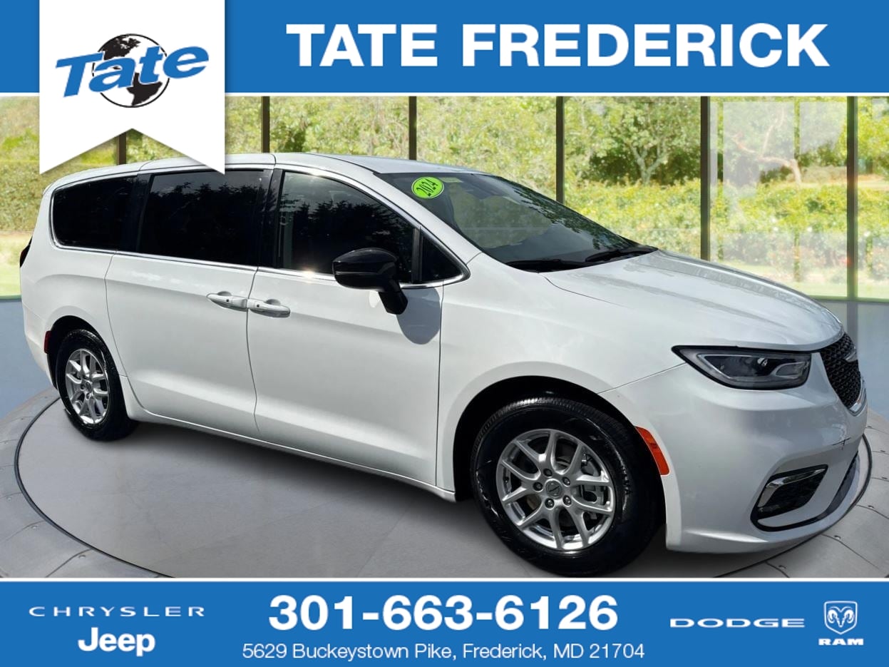 2024 Chrysler Pacifica Van 