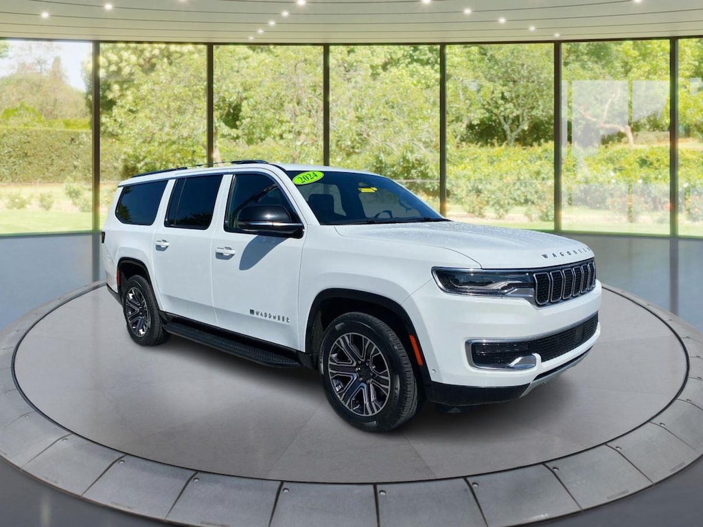 Used 2024 Jeep Wagoneer L Series II SUV