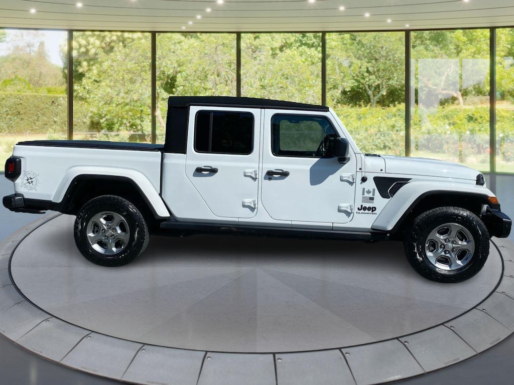 Used 2021 Jeep Gladiator Freedom Truck