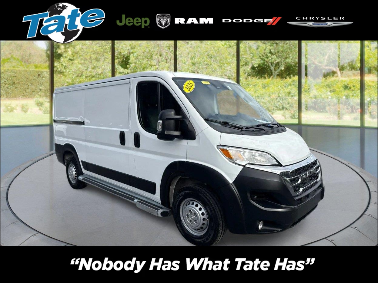 2025 RAM ProMaster 2500 Tradesman 136 Low Roof Cargo Van FWD