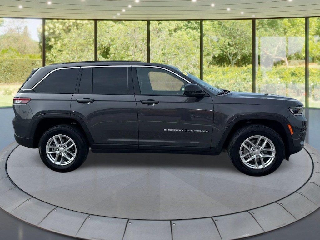 Certified 2024 Jeep Grand Cherokee Laredo X SUV