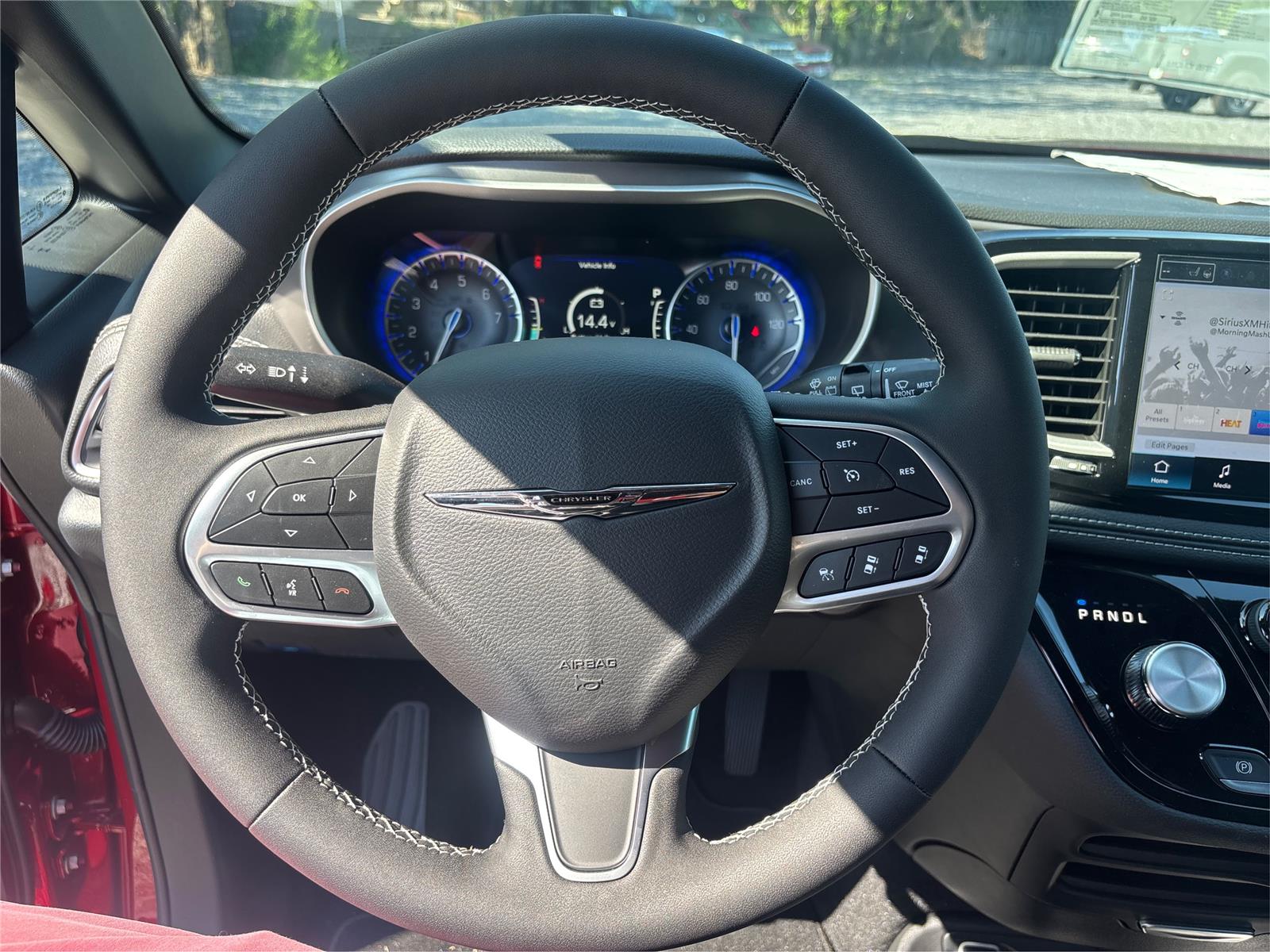 2025 Chrysler Pacifica Select - Photo 15