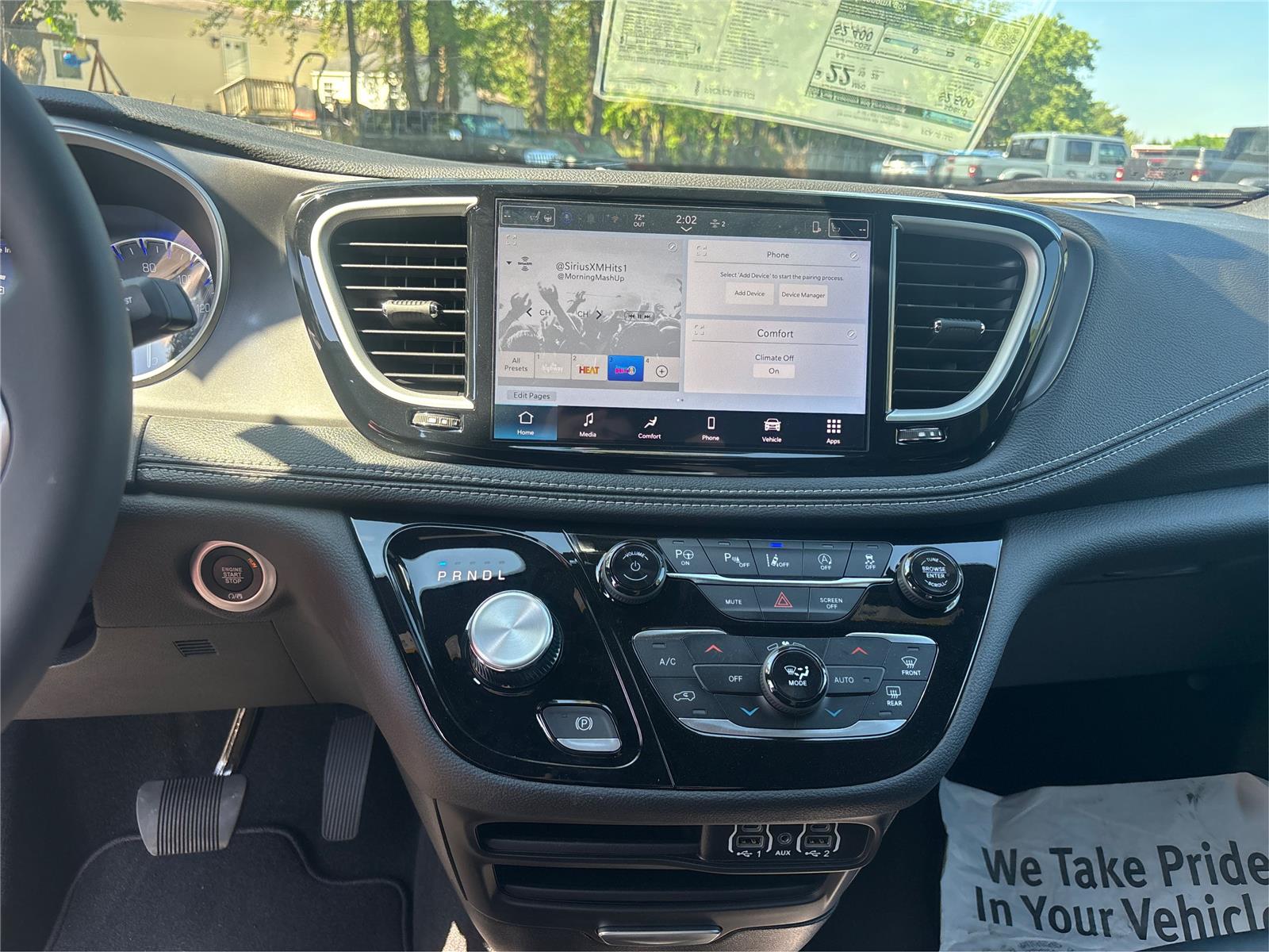 2025 Chrysler Pacifica Select - Photo 12