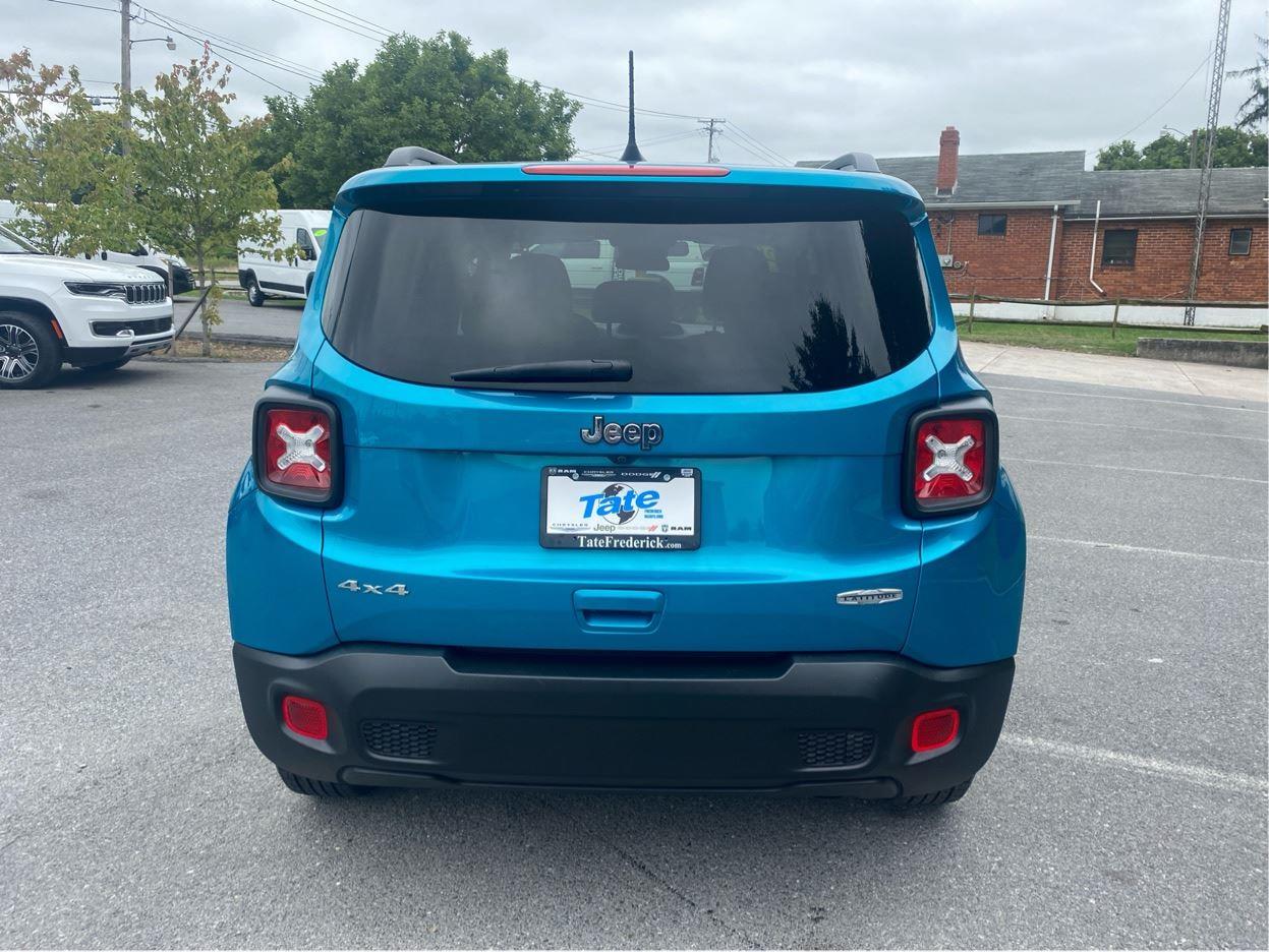 2022 Jeep Renegade Latitude photo 4