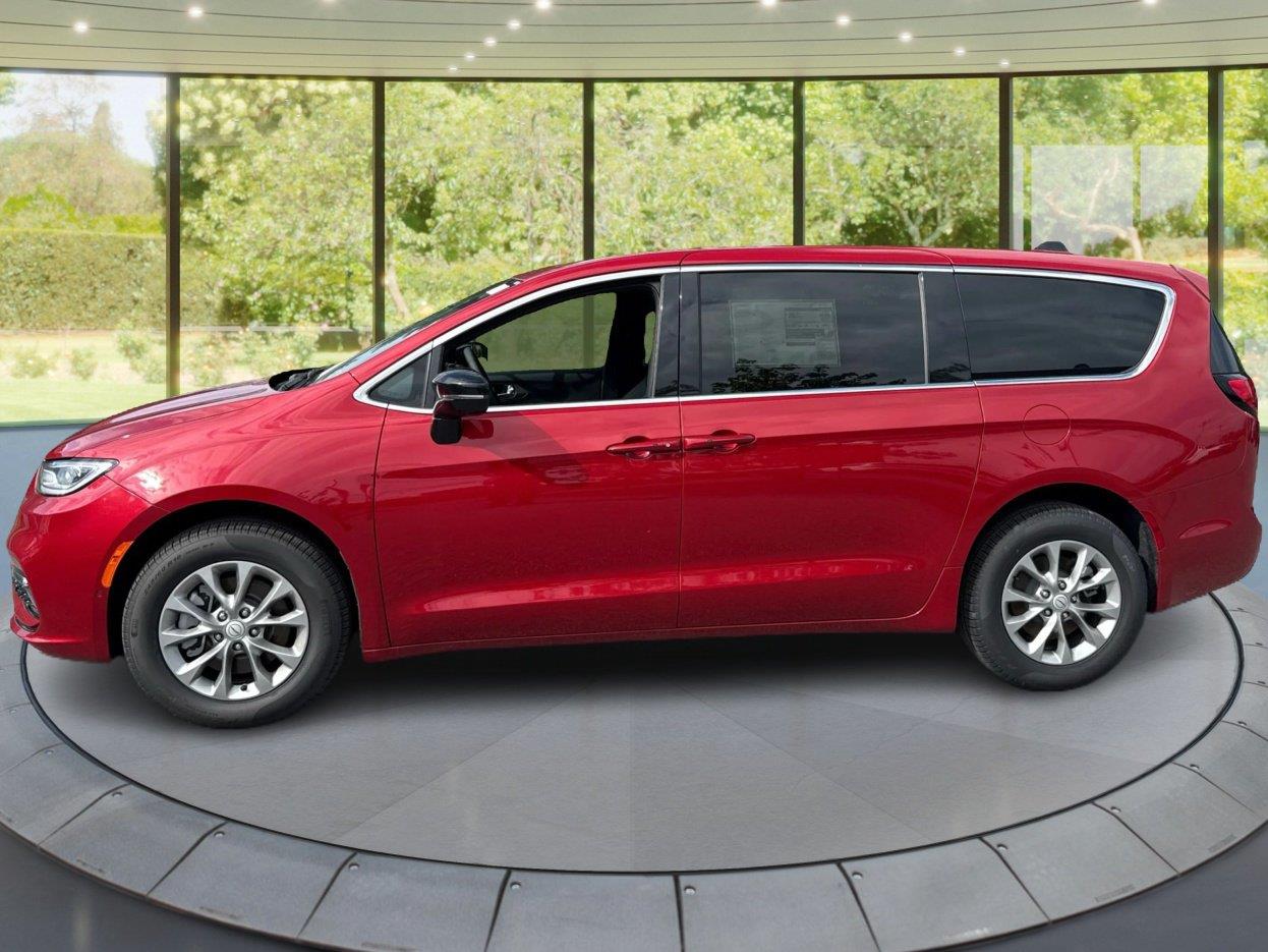 2026 Chrysler Pacifica Select - Photo 6