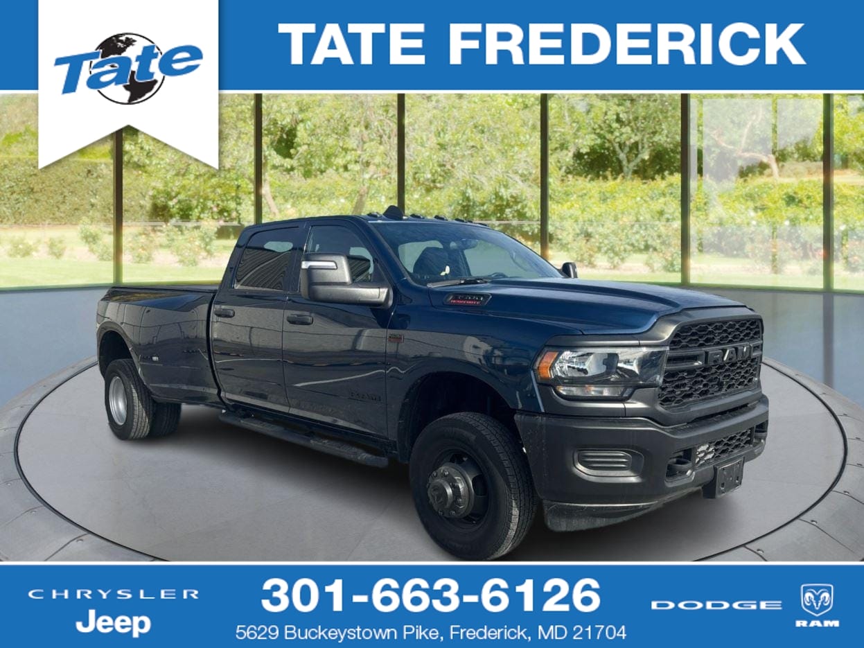 2024 RAM 3500 Tradesman Crew Cab LB DRW 4WD