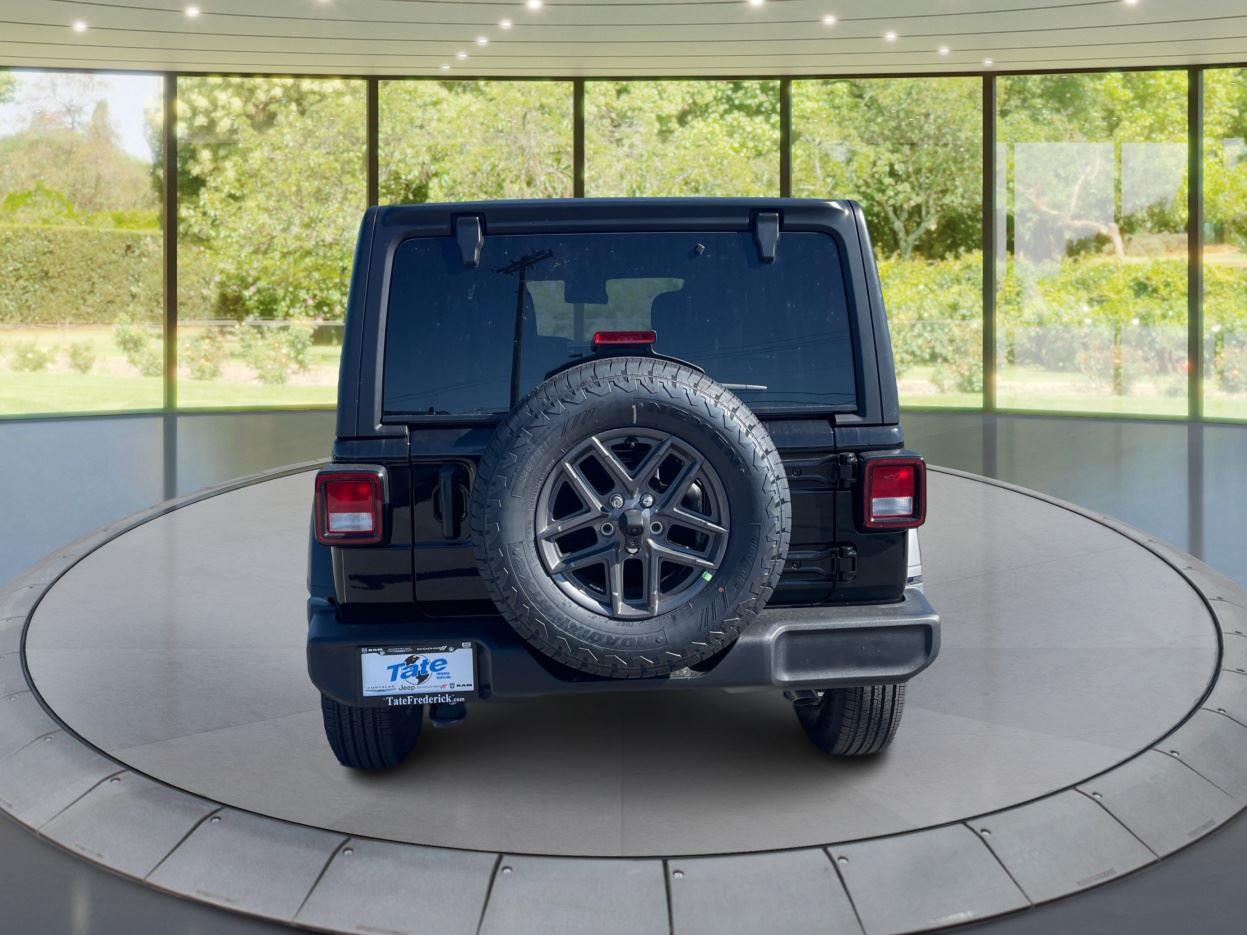 2025 Jeep Wrangler Sport S photo 4