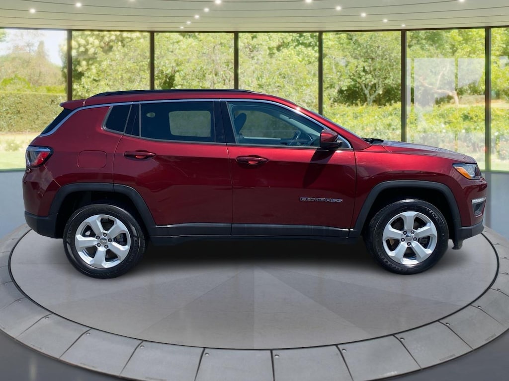 Used 2021 Jeep Compass Latitude SUV