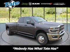 2026 Ram 3500 TRADESMAN CREW CAB 4X4 8' BOX Pickup