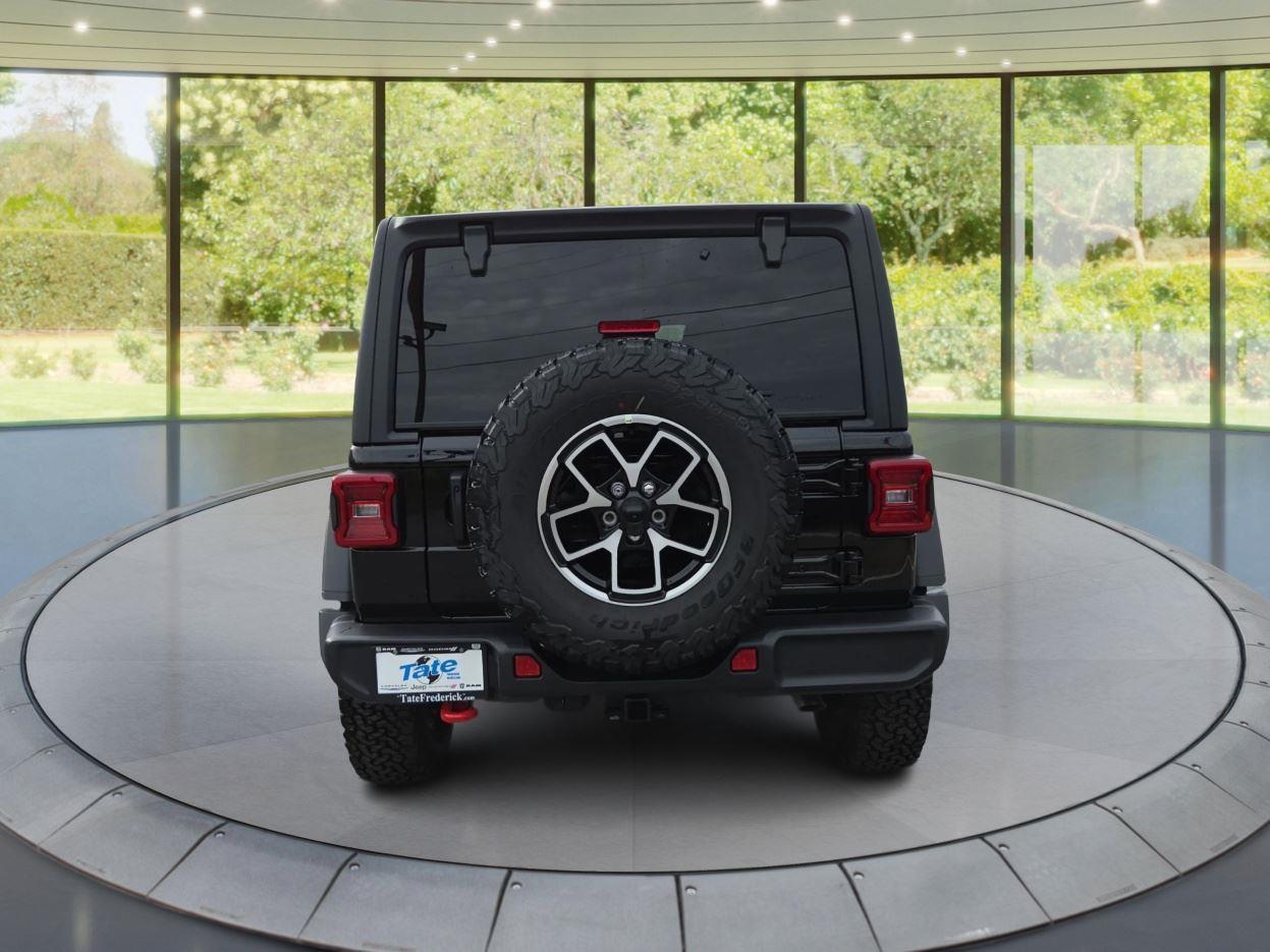 2025 Jeep Wrangler Rubicon photo 4