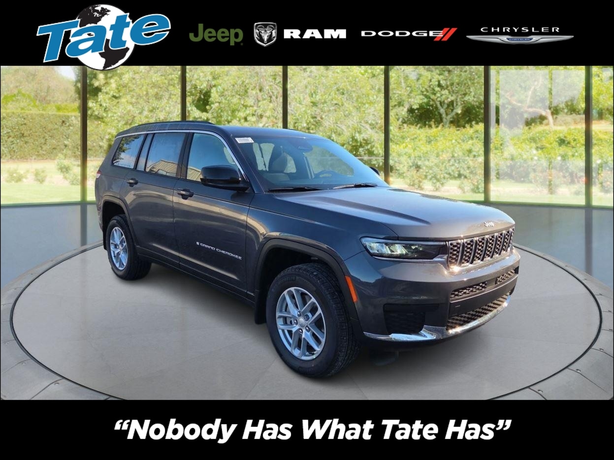 2025 Jeep Grand Cherokee L Laredo's photo