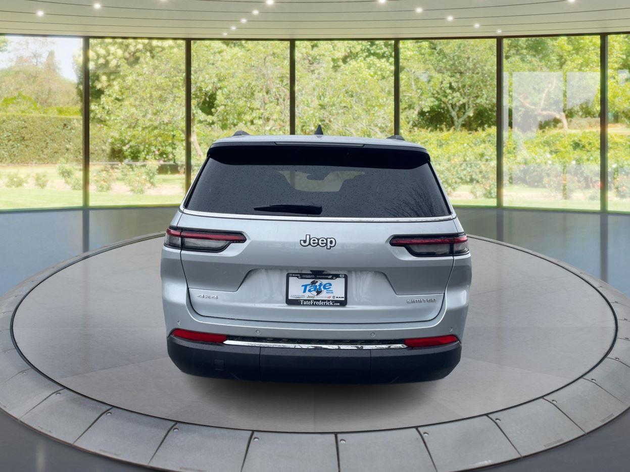 2025 Jeep Grand Cherokee L photo 4