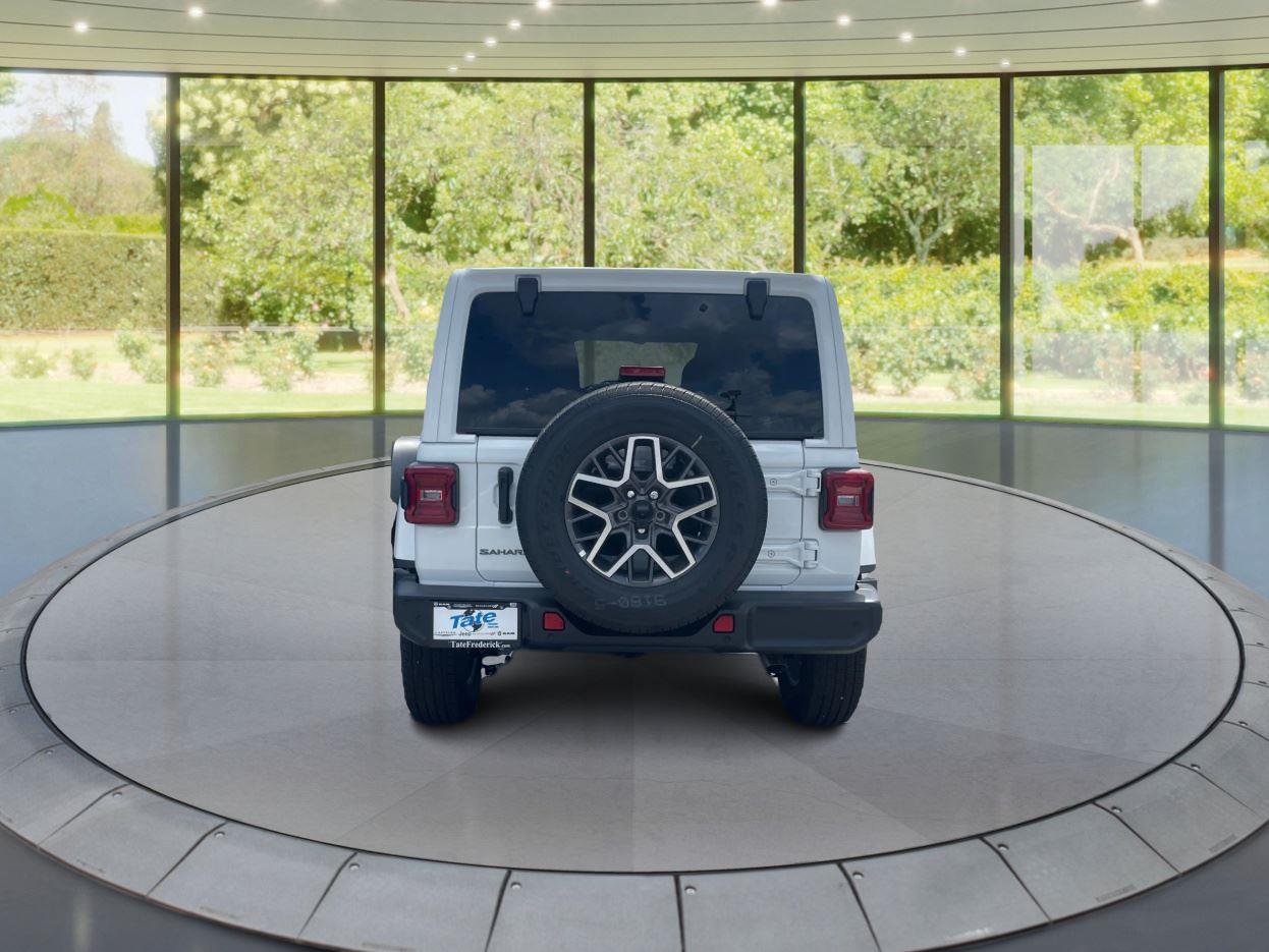 2025 Jeep Wrangler Sahara photo 2