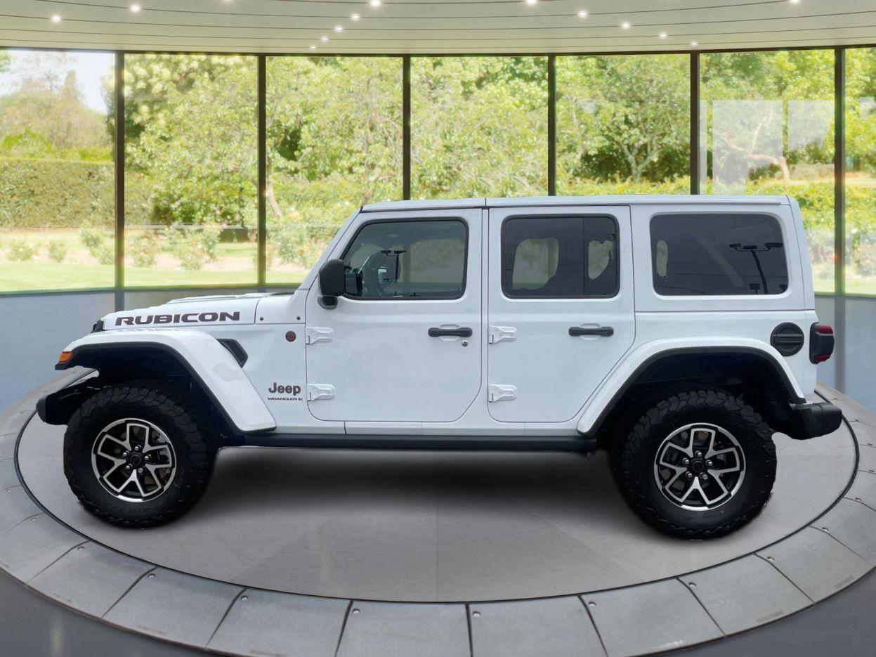 2025 Jeep Wrangler Rubicon photo 2