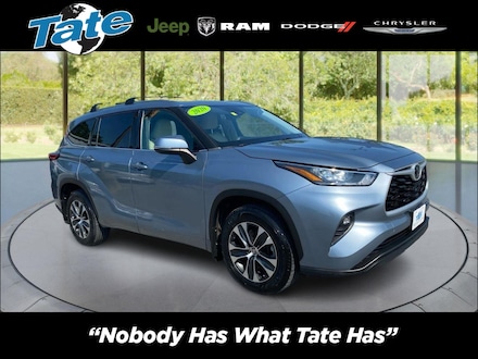 2020 Toyota Highlander XLE SUV