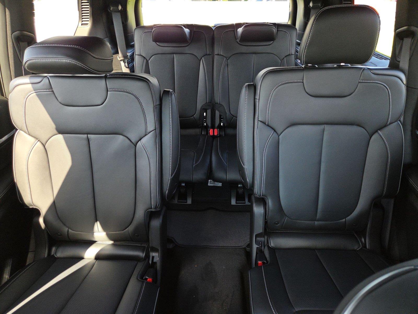 2025 Jeep Grand Cherokee L Overland - Photo 15