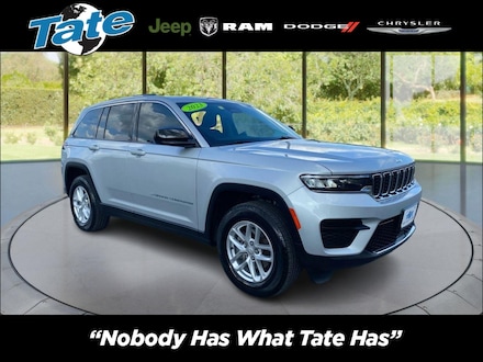 2023 Jeep Grand Cherokee Laredo SUV
