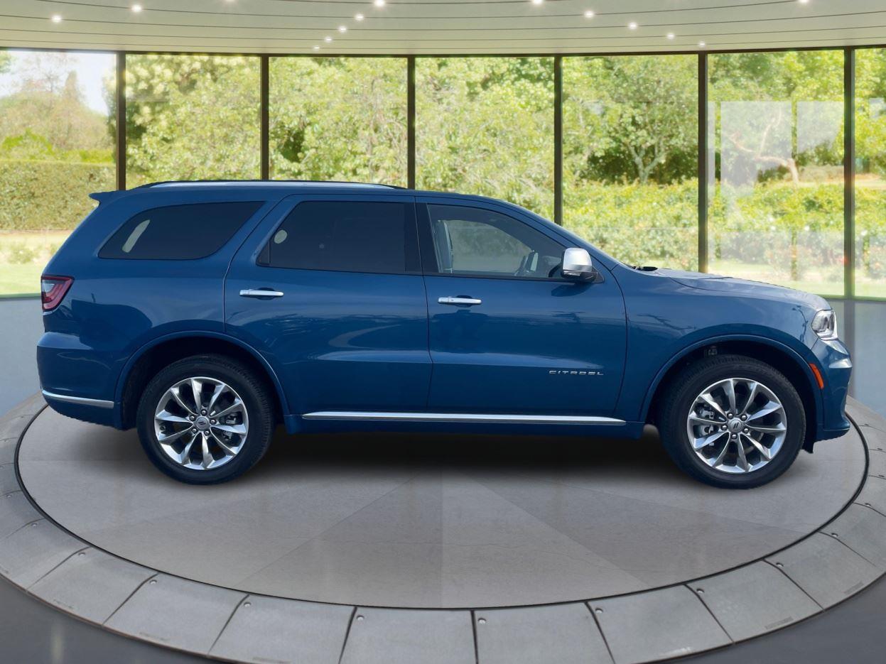 2024 Dodge Durango Citadel photo 2