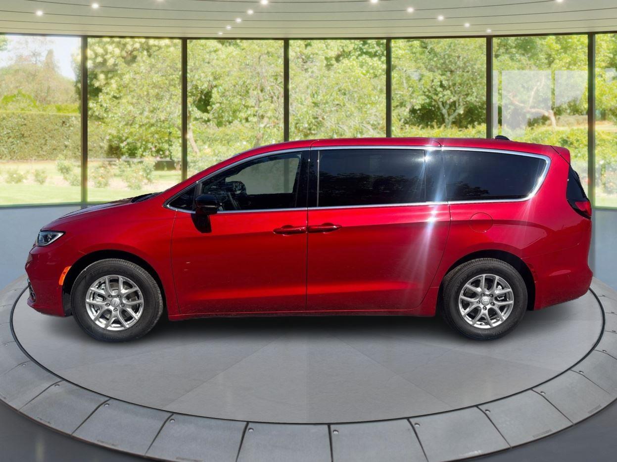 2025 Chrysler Pacifica Select - Photo 6