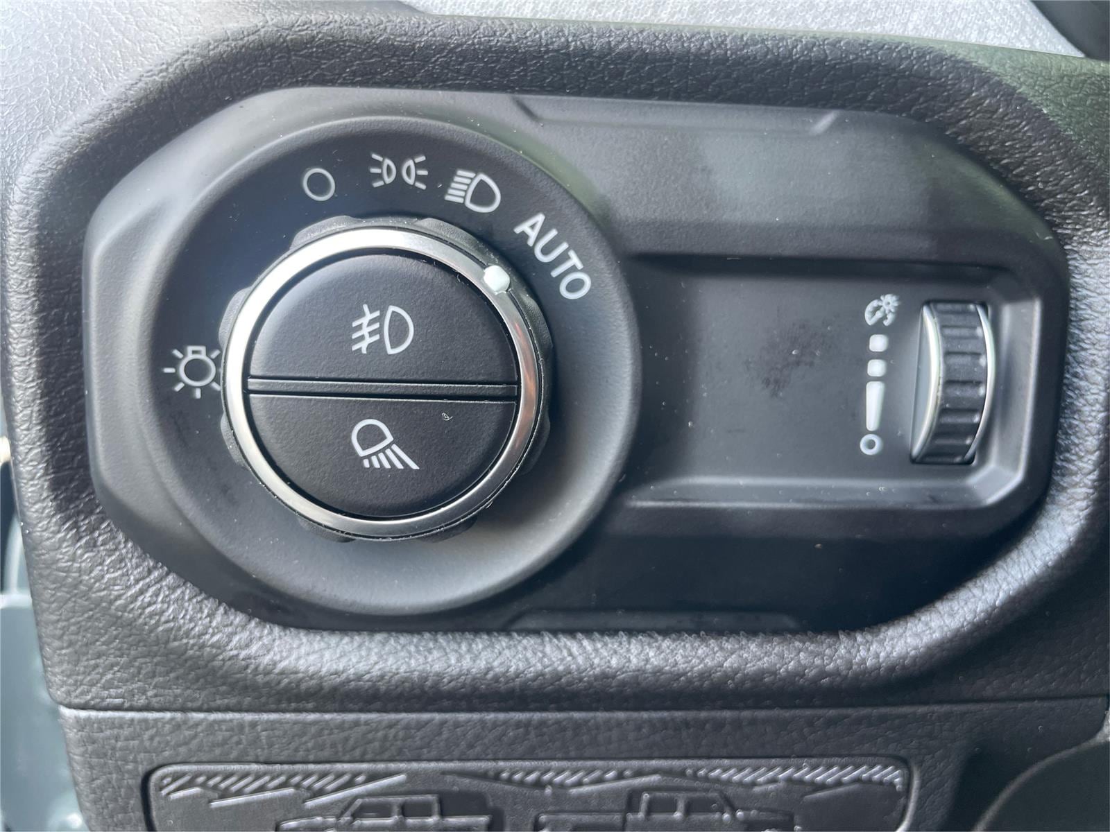 2025 Jeep Gladiator Sport S - Photo 17