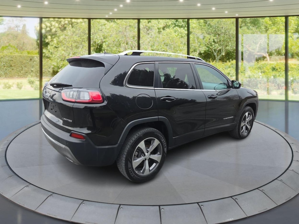 Used 2020 Jeep Cherokee Limited SUV