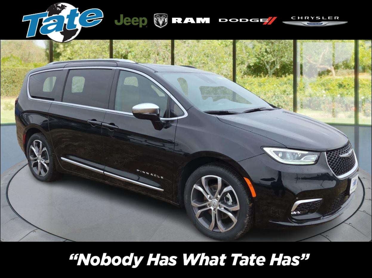 2026 Chrysler Pacifica Pinnacle's photo