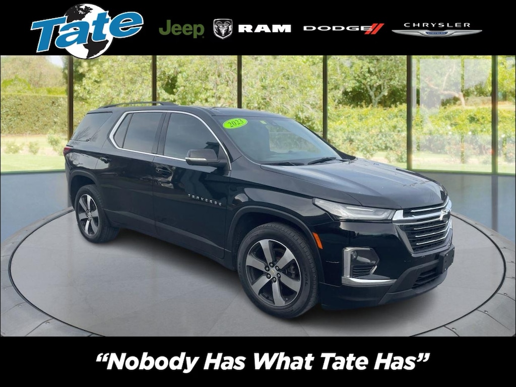 Used 2023 Chevrolet Traverse LT Leather SUV