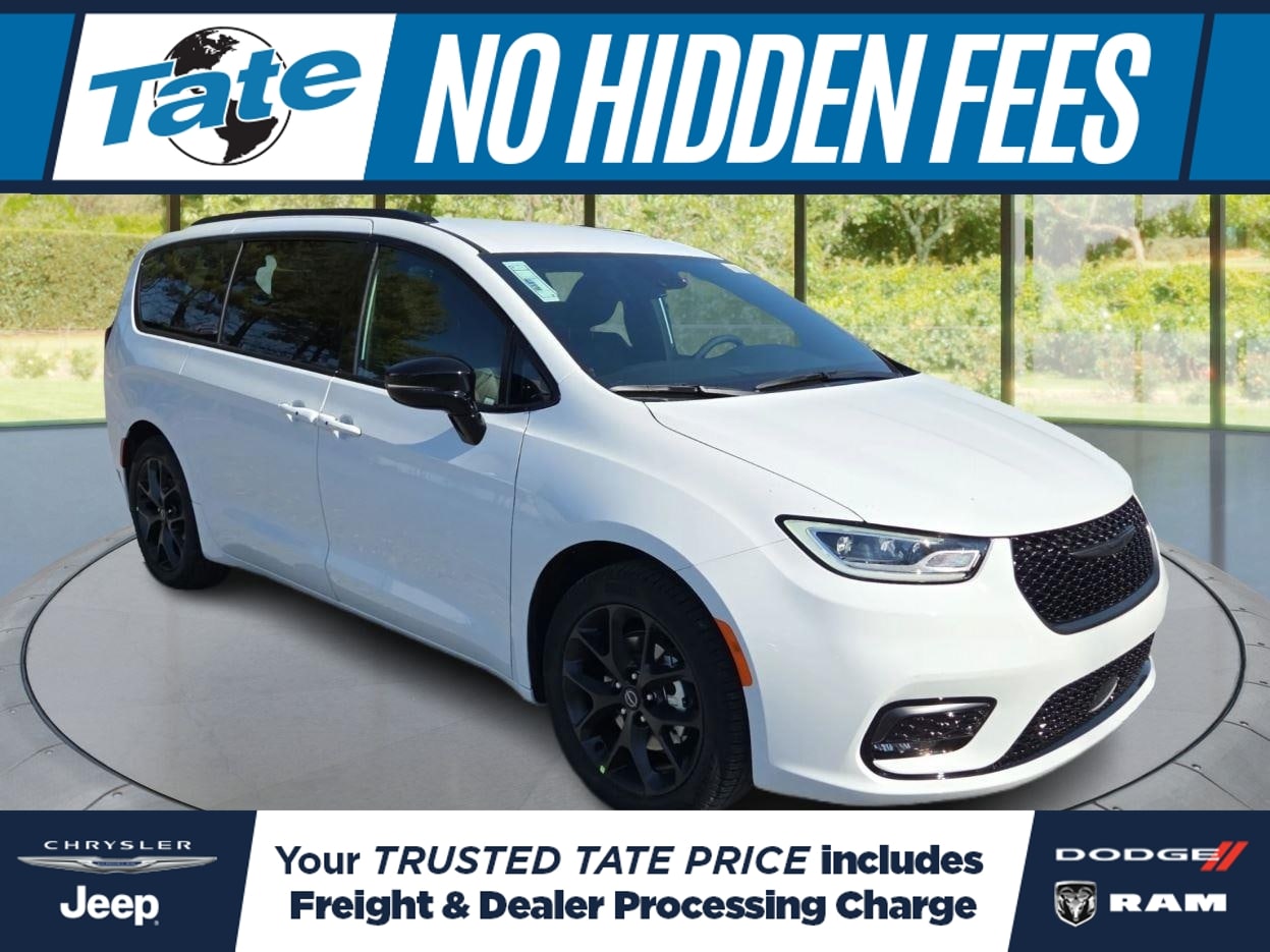 Bright White 2026 Chrysler Pacifica Select FWD Minivan Front-Wheel Drive 9-Speed Automatic