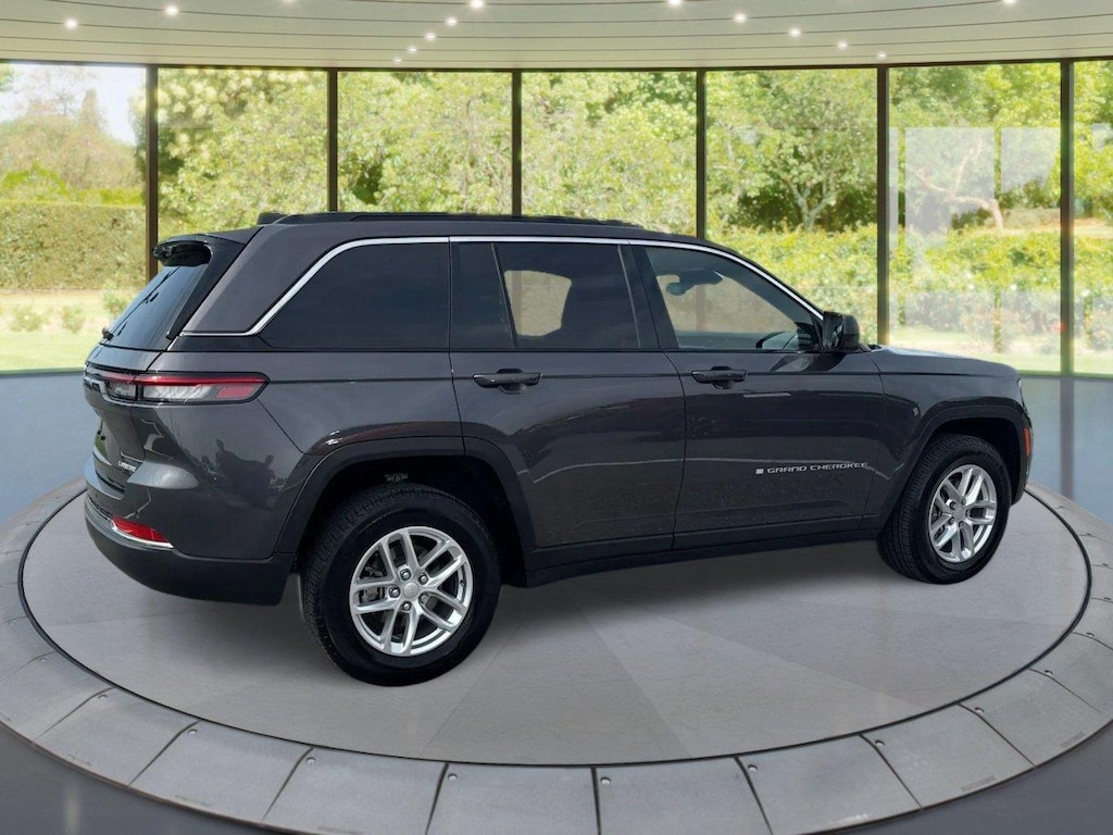Certified 2024 Jeep Grand Cherokee Laredo X SUV
