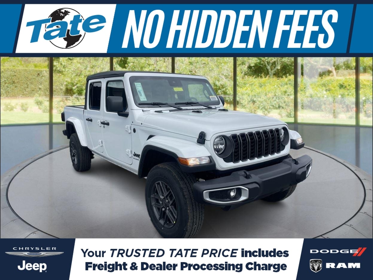 Bright White 2025 Jeep Gladiator Sport S Crew Cab 4WD Pickup Truck Four-Wheel Drive 8-Speed Automatic