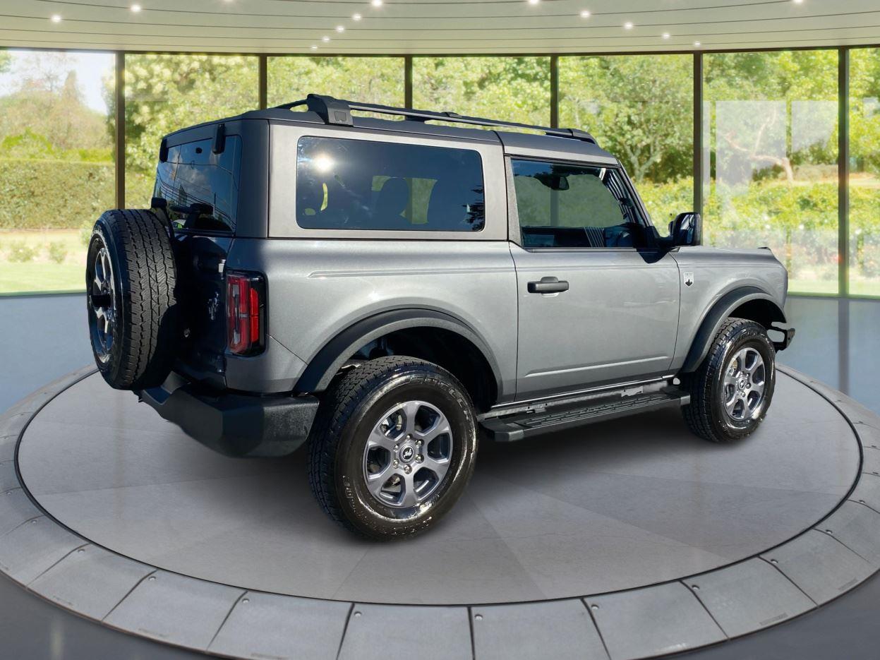 2024 Ford Bronco Big Bend photo 3