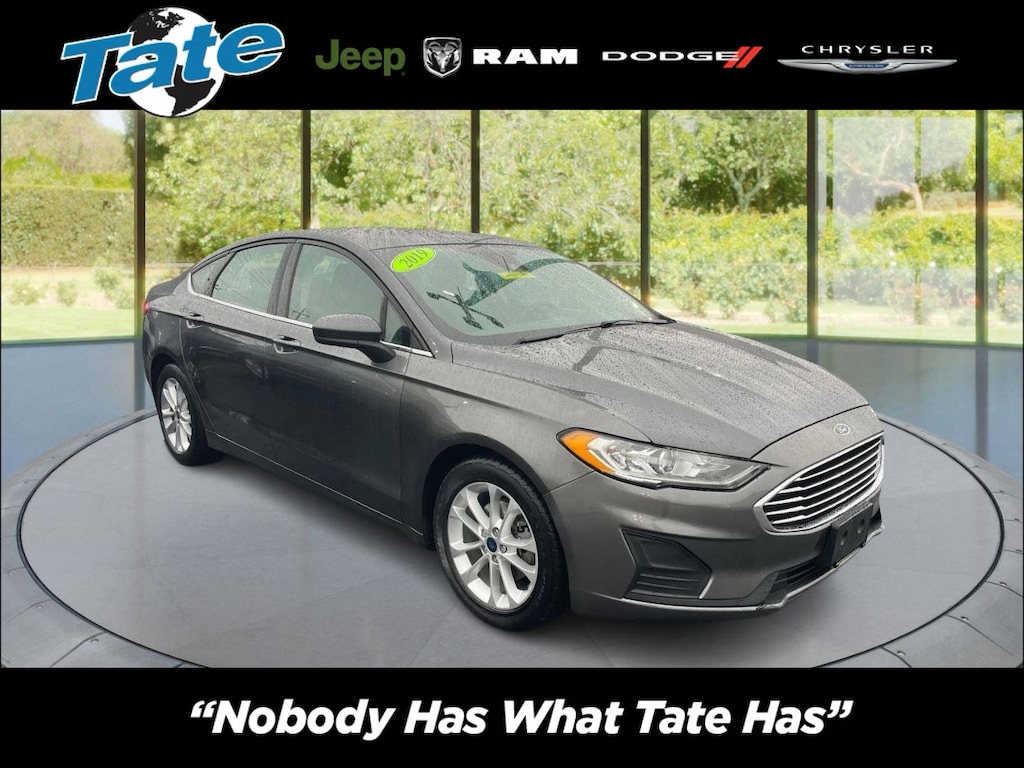 Used 2019 Ford Fusion SE Sedan