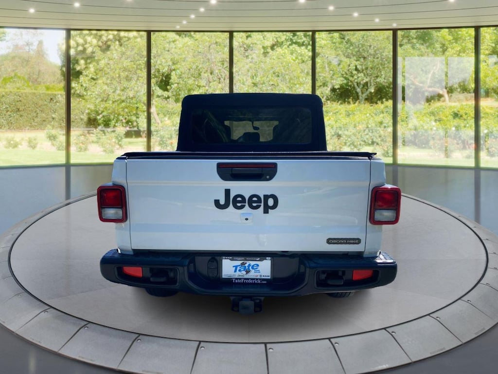 Used 2021 Jeep Gladiator Freedom Truck